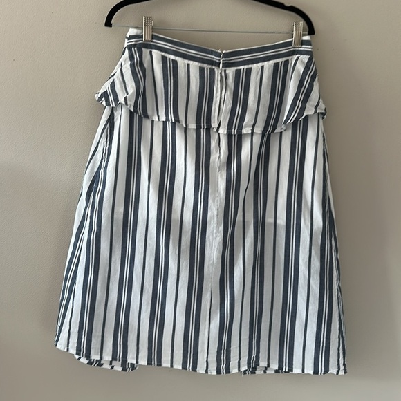 Walter Baker Cotton Blue & White Striped
Asymmetrical Midi Skirt w/Ruffles Sz 8 - Picture 2 of 9